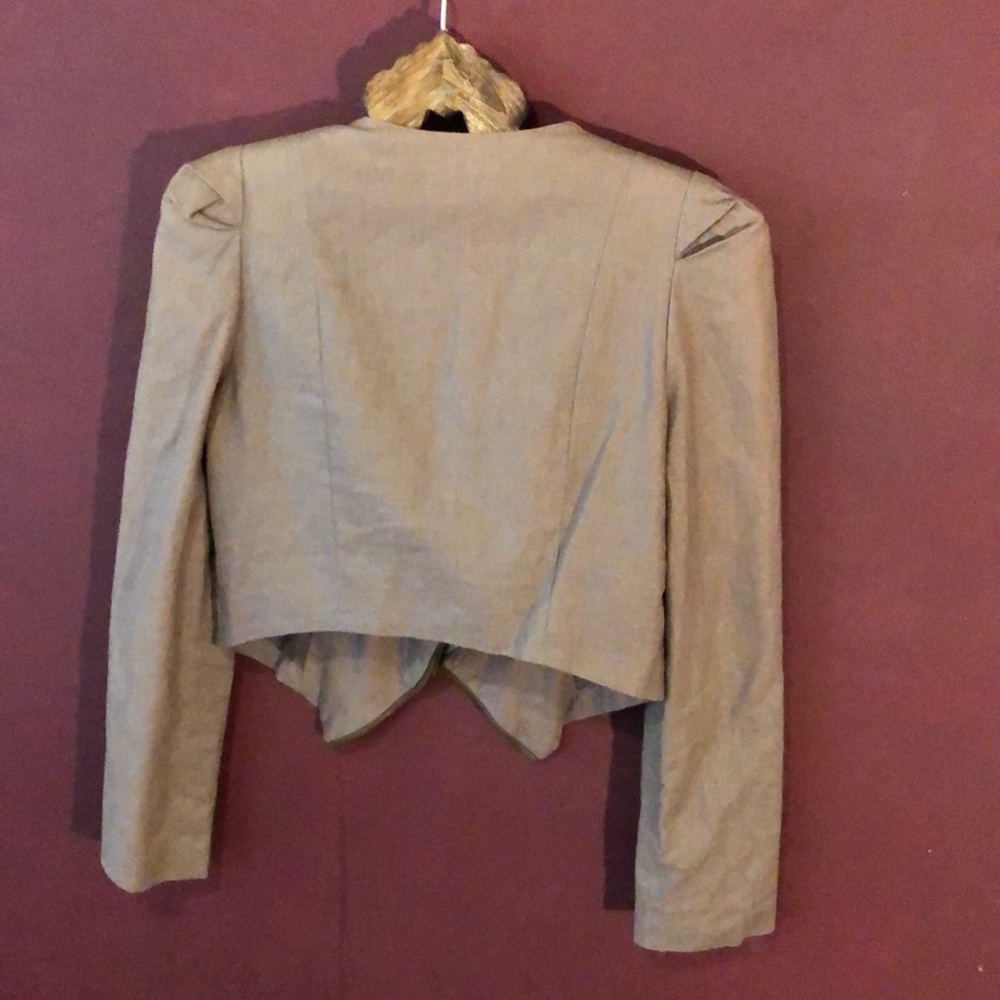 Jacket - Picture 3 of 4